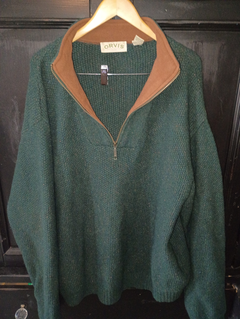 Orvis Men’s Forest Green Zip-Up Sweater with Brown Collar